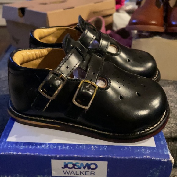 Toddler walkers - Picture 3 of 3